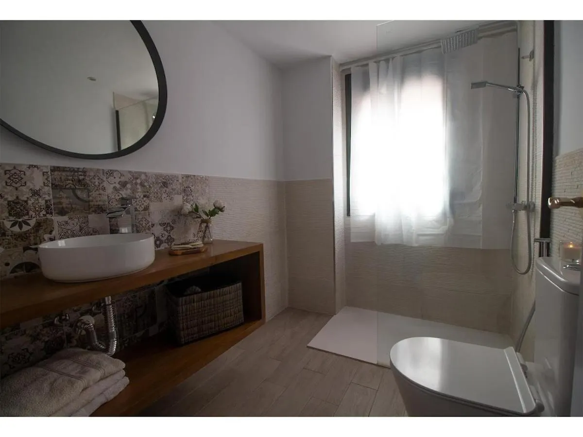 Lightbooking Ancora Cadiz El Puerto de Santa Maria Spain